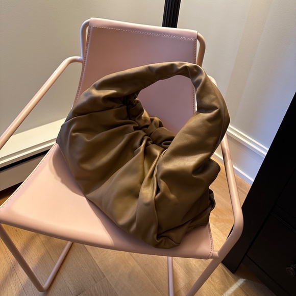 Bottega Veneta "The Pouch" BNWT - Picture 9 of 9